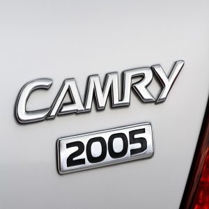 آرم عقب CAMRY کمري 2005 فابريک