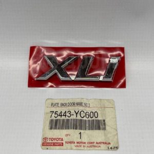 آرم عقب XLi کمري 2005 فابريک