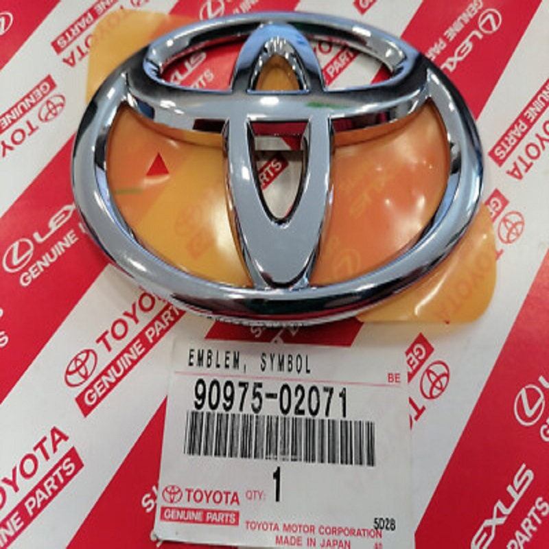 آرم عقب وسط صندوق کرولا 08 و 14 و RAV4 - 13 فابريک